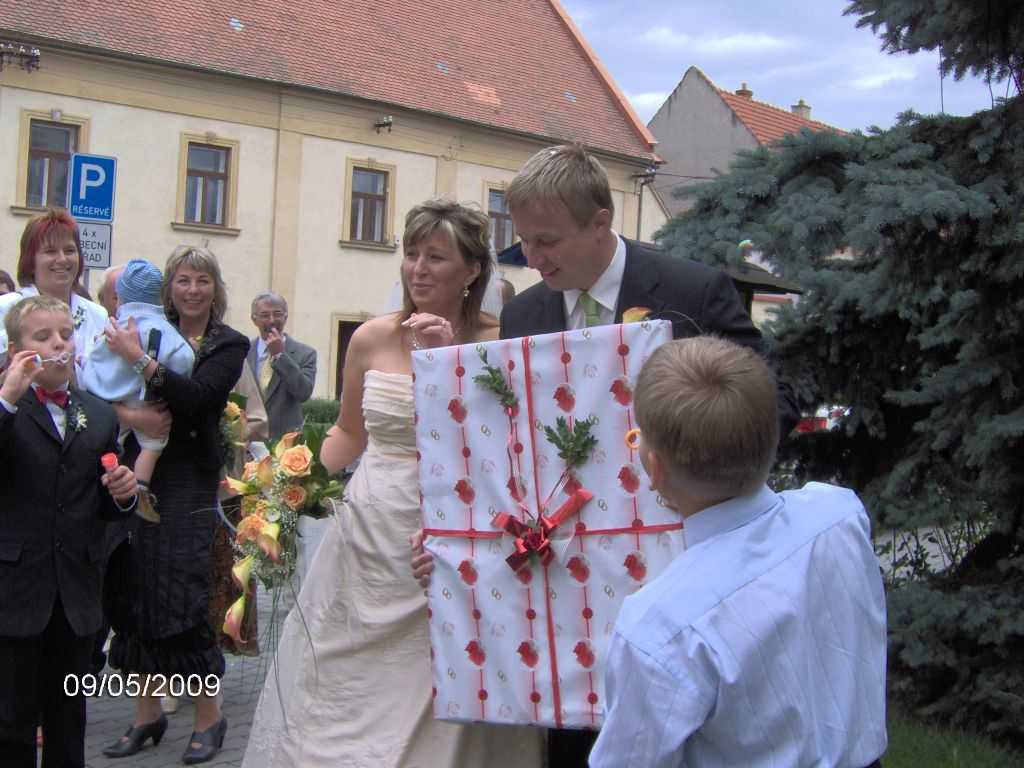 Doktor se žení 012.jpg
